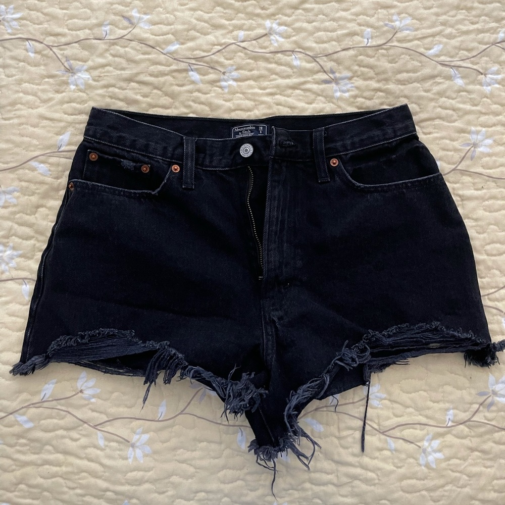 Abercrombie & Fitch Annie High Rise Short - black